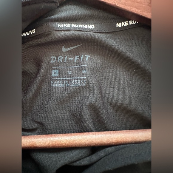 Men’s Black Nike Dri-Fit Element Running 1/4 Zip, XL - Picture 5 of 7